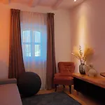 Homestay Ori Art *
