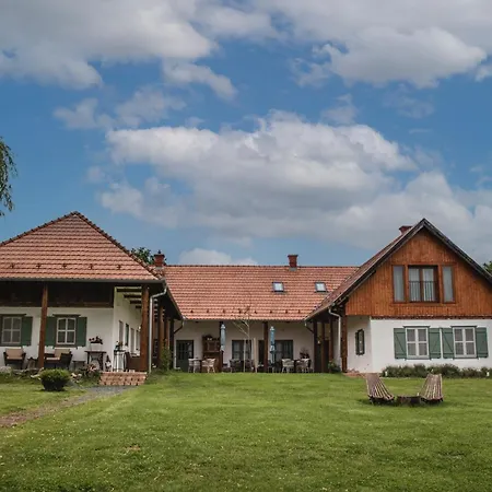 Homestay Ori Art
